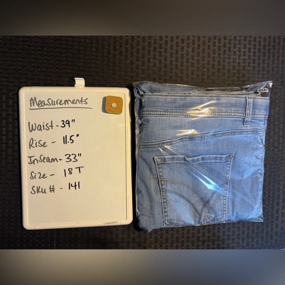 Stylish Blue Straight Leg Women's Jeans by Red River Outfitters - Picture 7 of 7